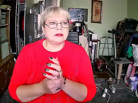 LOLA8888 online show from November 2025 12:03:01 PM