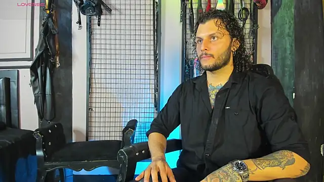 Snapshot of Twisted_Fantasy chatting on October 2025 03:36:02 AM Twisted Fantasy online show from October 2025 03:36:02 AM