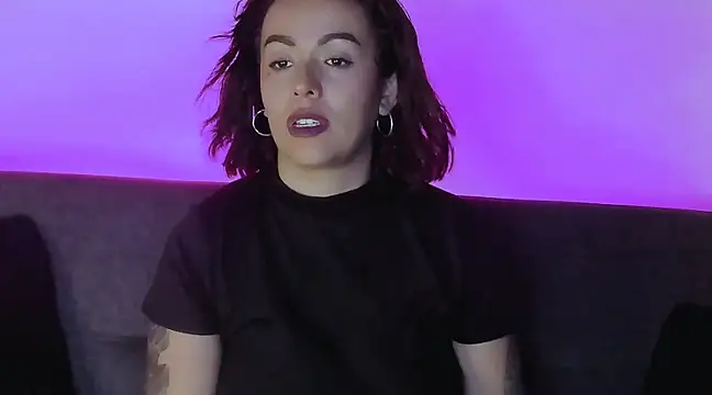 joan-star online show from March 2025 11:09:02 PM