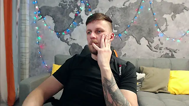 Snapshot of VikingChrisss chatting on January 2025 09:57:02 AM VikingChrisss online show from January 2025 09:57:02 AM