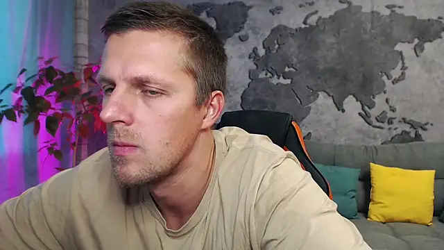 Snapshot of VikingChrisss chatting on October 2025 10:18:01 AM VikingChrisss online show from October 2025 10:18:01 AM