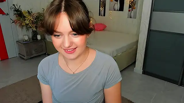 MiracleCurly online show from March 2025 07:25:01 PM