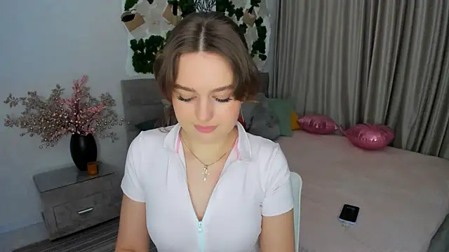 MiracleCurly online show from March 2025 10:16:01 PM