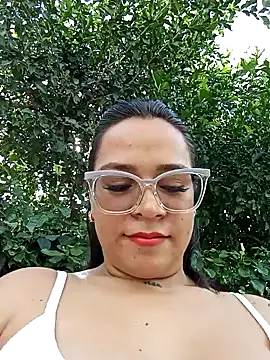 Snapshot of Cristel_Shop chatting on December 2024 06:45:02 PM Cristel Shop online show from December 2024 06:45:02 PM