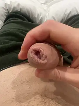 lowlow988 online show from January 2025 10:48:02 AM