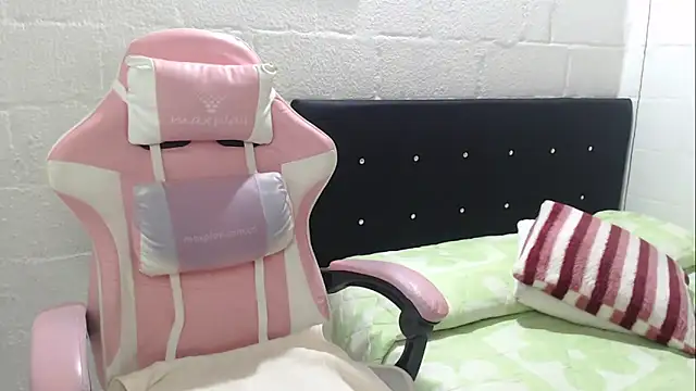 jade04 roberts online show from February 2026 10:20:02 AM