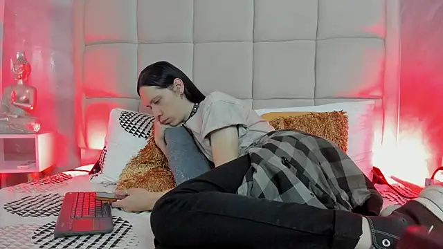 Hecatee 77 online show from February 2026 07:54:01 PM