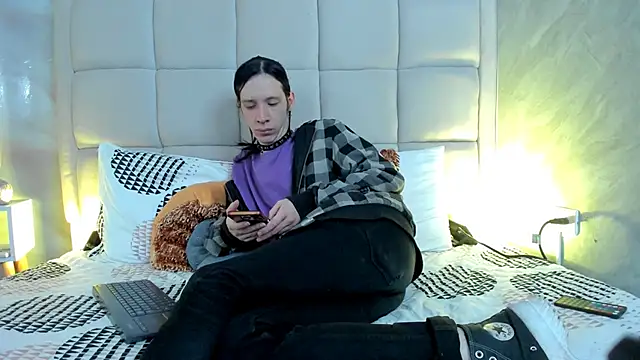 Hecatee 77 online show from February 2026 08:43:01 PM