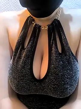 Snapshot of Lolytta chatting on October 2025 11:58:01 AM Lolytta online show from October 2025 11:58:01 AM