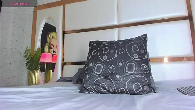 steffanxxll online show from January 2025 03:18:02 AM