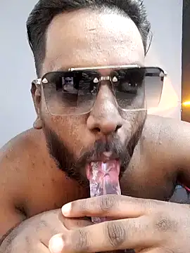 Rayansmith  online show from February 2025 08:44:02 AM