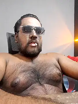 Rayansmith  online show from February 2025 11:45:02 AM