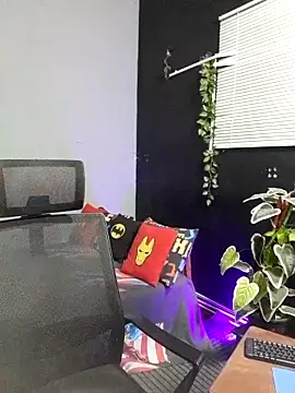 Rayansmith  online show from October 2025 12:59:02 PM