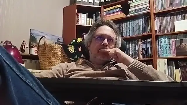 Mandra is a whore online show from October 2025 10:04:02 PM