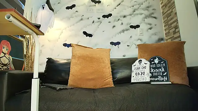 Sophie LittleS online show from October 2025 11:53:02 AM