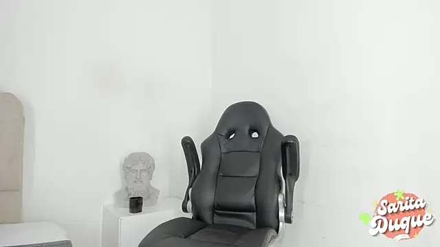 Snapshot of sarita_duque chatting on January 2025 12:00:01 PM sarita duque online show from January 2025 12:00:01 PM