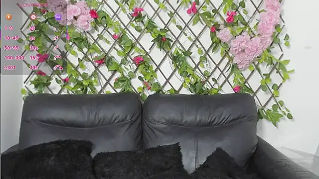 merlyna goldens online show from November 2025 01:05:01 AM