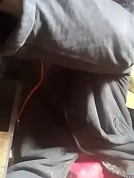 Snapshot of davidatration15 chatting on October 2025 01:52:01 PM davidatration15 online show from October 2025 01:52:01 PM