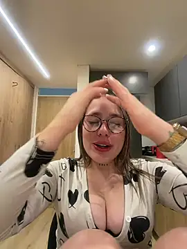 Zoe olsen online show from June 2026 07:46:01 AM