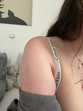 EllyNora online show from June 2026 03:56:02 PM