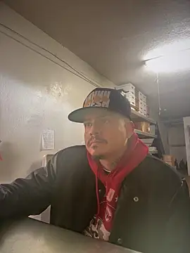 Snapshot of PeterGrandee chatting on January 2025 07:59:02 PM PeterGrandee online show from January 2025 07:59:02 PM