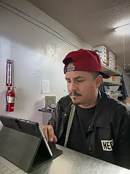 Snapshot of PeterGrandee chatting on February 2025 06:02:02 PM PeterGrandee online show from February 2025 06:02:02 PM