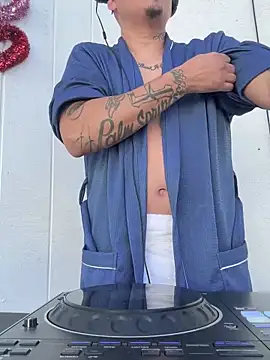 Snapshot of PeterGrandee chatting on February 2025 11:36:02 PM PeterGrandee online show from February 2025 11:36:02 PM