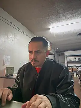 Snapshot of PeterGrandee chatting on March 2025 09:26:02 PM PeterGrandee online show from March 2025 09:26:02 PM