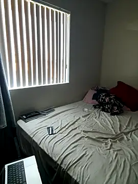 Snapshot of PeterGrandee chatting on October 2025 11:33:01 PM PeterGrandee online show from October 2025 11:33:01 PM