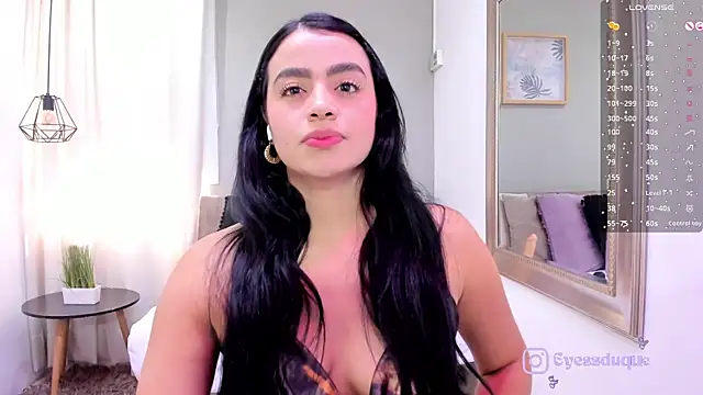 Paula Desousa online show from April 2026 07:42:02 PM