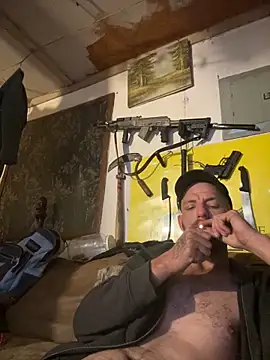 Snapshot of 420rickie420 chatting on December 2024 07:30:02 PM 420rickie420 online show from December 2024 07:30:02 PM