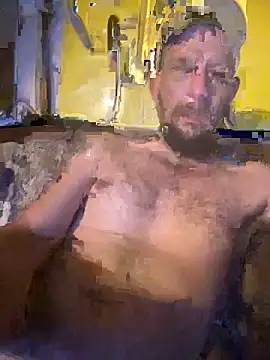 Snapshot of 420rickie420 chatting on December 2024 07:00:01 AM 420rickie420 online show from December 2024 07:00:01 AM