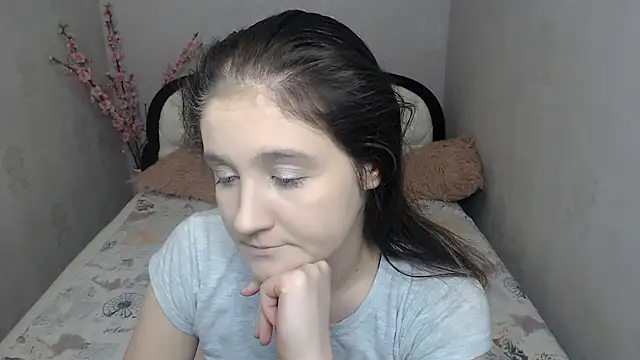 Snapshot of Holliy_Cooper chatting on February 2026 08:20:01 AM Holliy Cooper online show from February 2026 08:20:01 AM