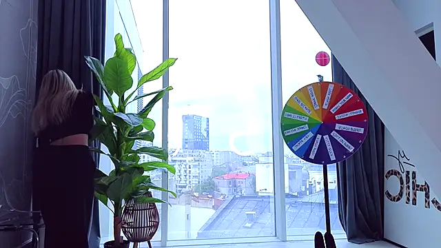 SpoilM3Mor3 online show from September 2025 10:08:02 AM