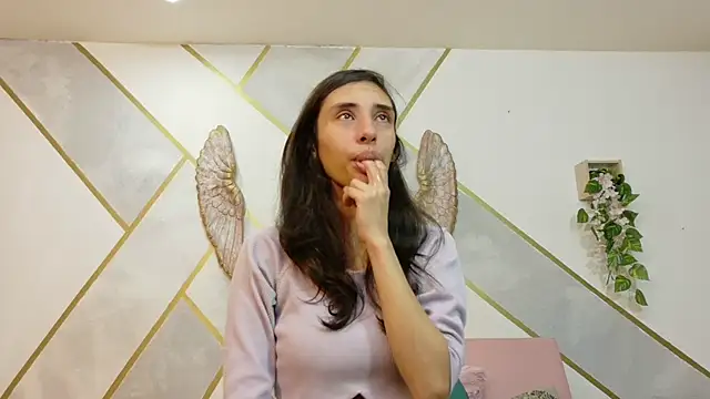 Snapshot of RoxanaCyrano_ chatting on October 2025 08:13:02 PM RoxanaCyrano online show from October 2025 08:13:02 PM