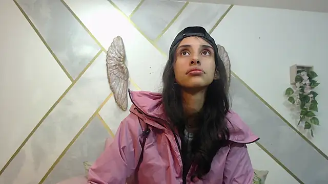 Snapshot of RoxanaCyrano_ chatting on December 2025 07:54:02 PM RoxanaCyrano online show from December 2025 07:54:02 PM