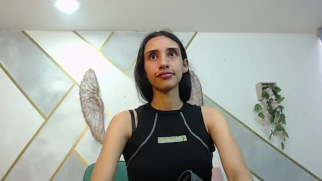 Snapshot of RoxanaCyrano_ chatting on December 2025 07:29:02 PM RoxanaCyrano online show from December 2025 07:29:02 PM