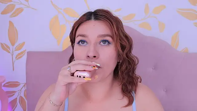 Snapshot of alix_bay chatting on October 2025 08:26:01 PM alix bay online show from October 2025 08:26:01 PM