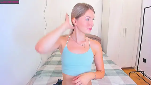 Snapshot of liloneforyou chatting on October 2025 09:29:02 AM liloneforyou online show from October 2025 09:29:02 AM