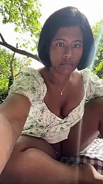 RoseMelanie online show from May 2026 11:40:01 AM