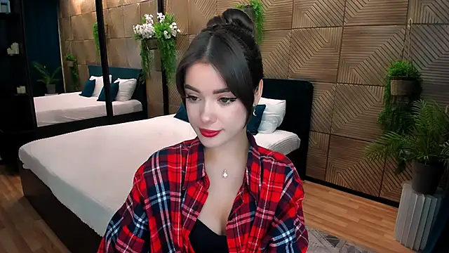 PutOnRepeat online show from November 2025 01:04:01 AM