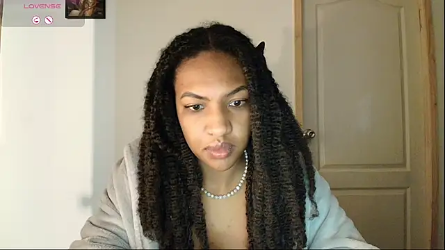 im alivys  online show from June 2026 01:28:02 AM