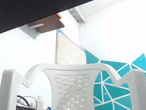 Snapshot of boymaster18 chatting on January 2026 06:35:01 PM boymaster18 online show from January 2026 06:35:01 PM