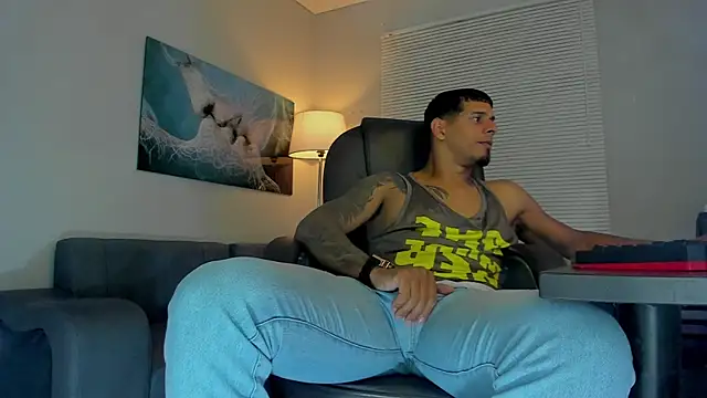 Snapshot of vincen_jose chatting on October 2025 05:41:02 AM vincen jose online show from October 2025 05:41:02 AM