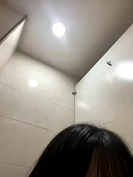 Asia-Lynn online show from October 2025 11:22:01 AM