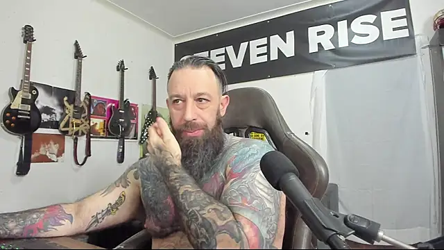 StevenRiseNYC online show from January 2025 01:43:01 PM