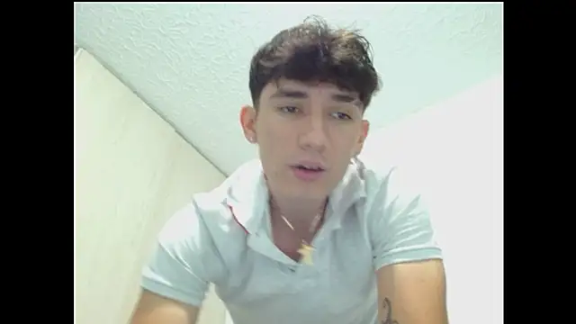 Snapshot of ChicoMaloFfF chatting on September 2025 09:18:01 PM ChicoMaloFfF online show from September 2025 09:18:01 PM