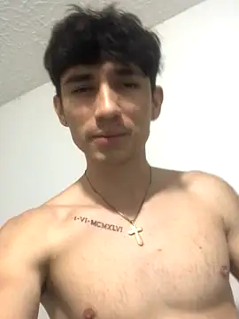 Snapshot of ChicoMaloFfF chatting on October 2025 11:25:02 PM ChicoMaloFfF online show from October 2025 11:25:02 PM