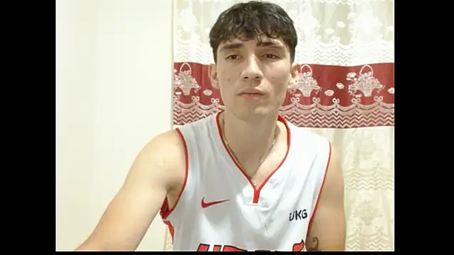 ChicoMaloFfF online show from December 2025 02:31:01 AM