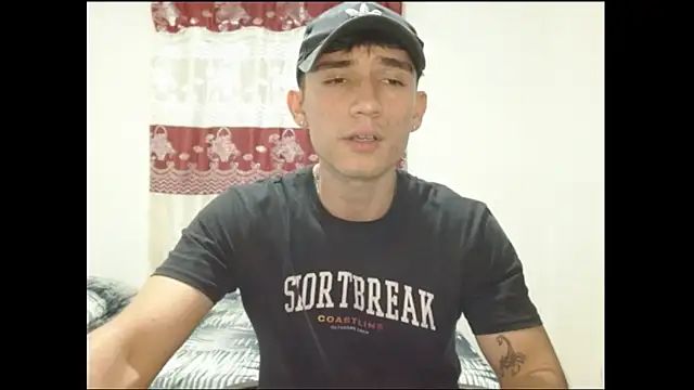 ChicoMaloFfF online show from February 2026 01:32:01 AM